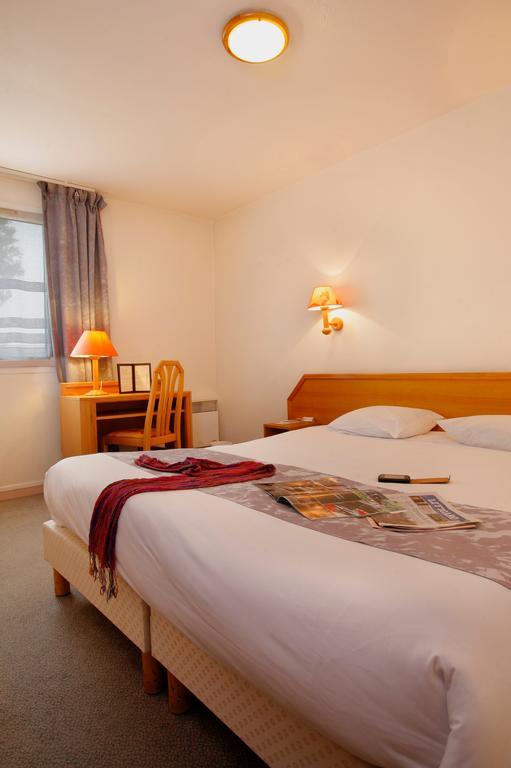 Hotel Novalis Quimperle Exterior photo